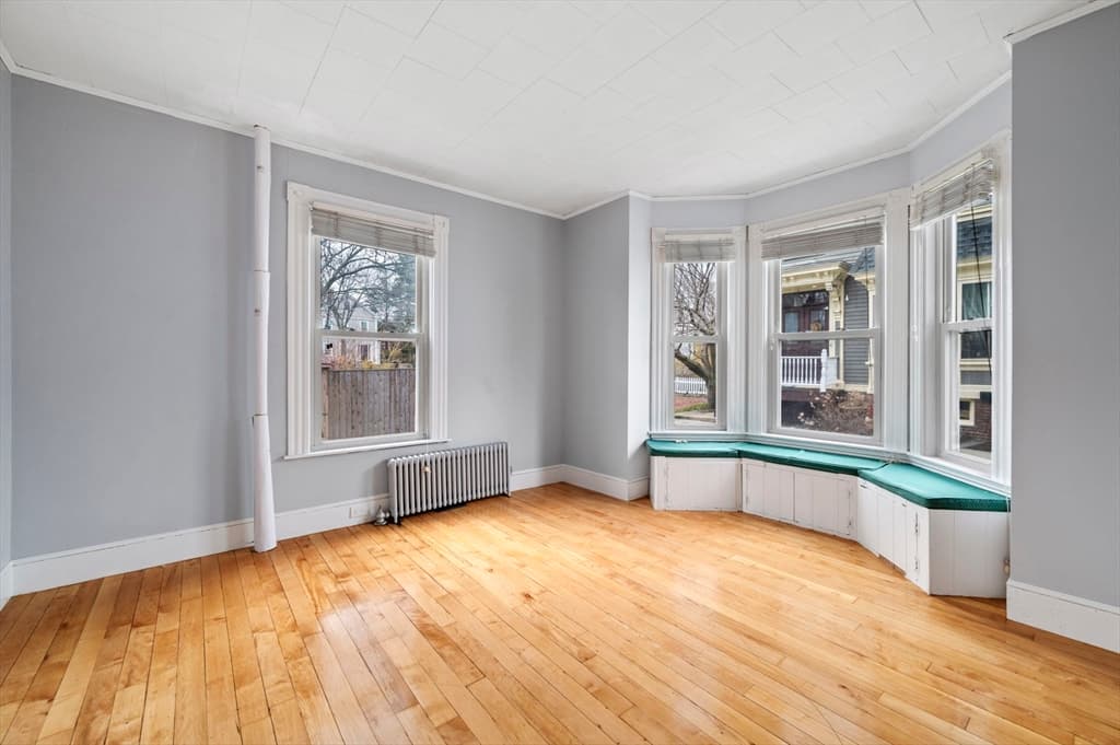 7 Randall St #1 photo 4