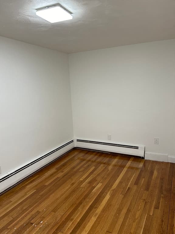 1 Torrey St #2 photo 2