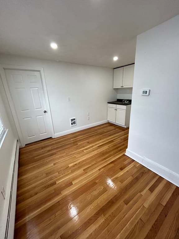 1 Torrey St #2 photo 3