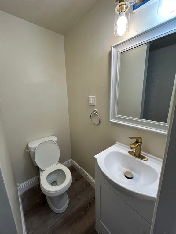 1 Torrey St #2 photo 5