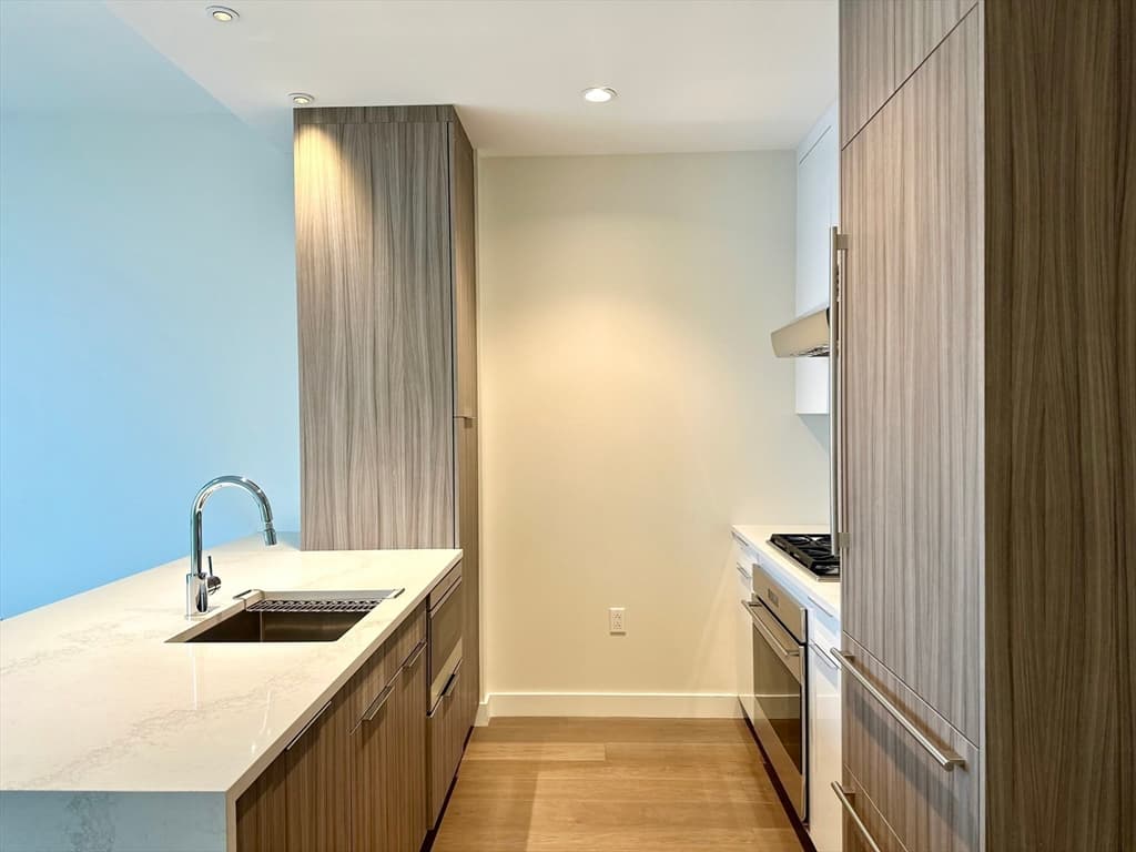 188 Brookline Ave #21H photo 2