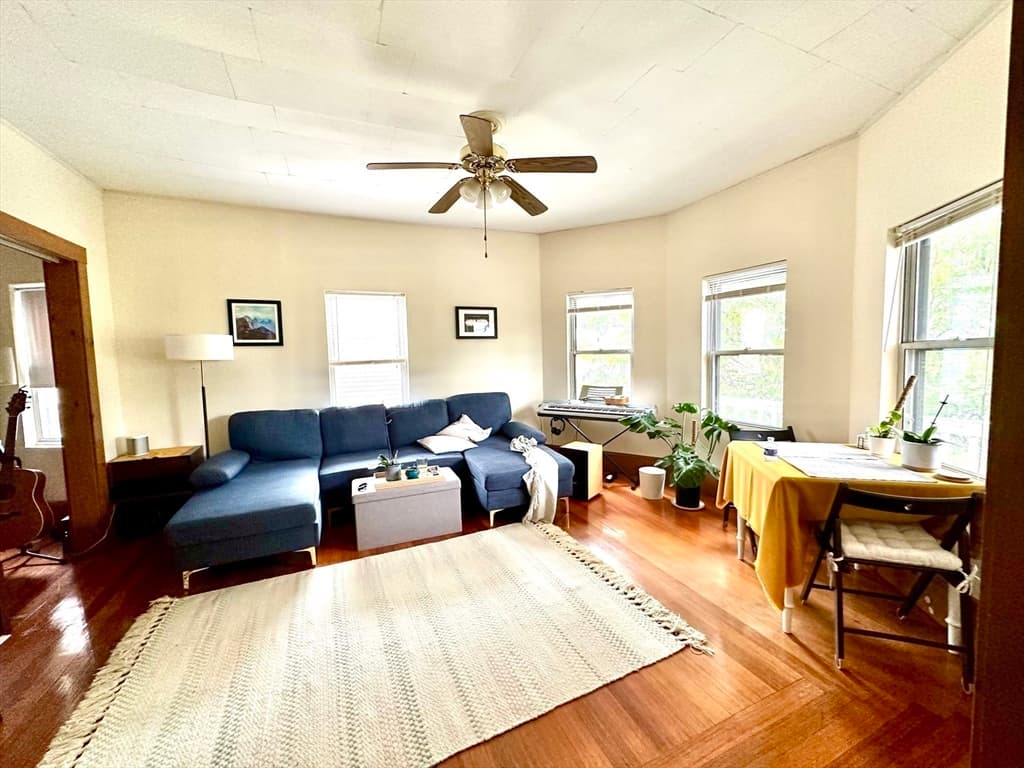 241 Highland Ave photo 2