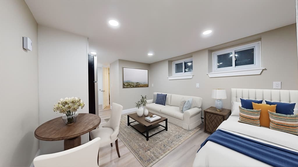 106 Laurel #0