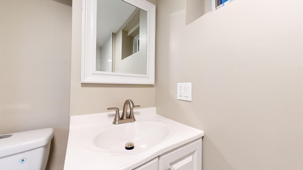 106 Laurel #0 photo 5