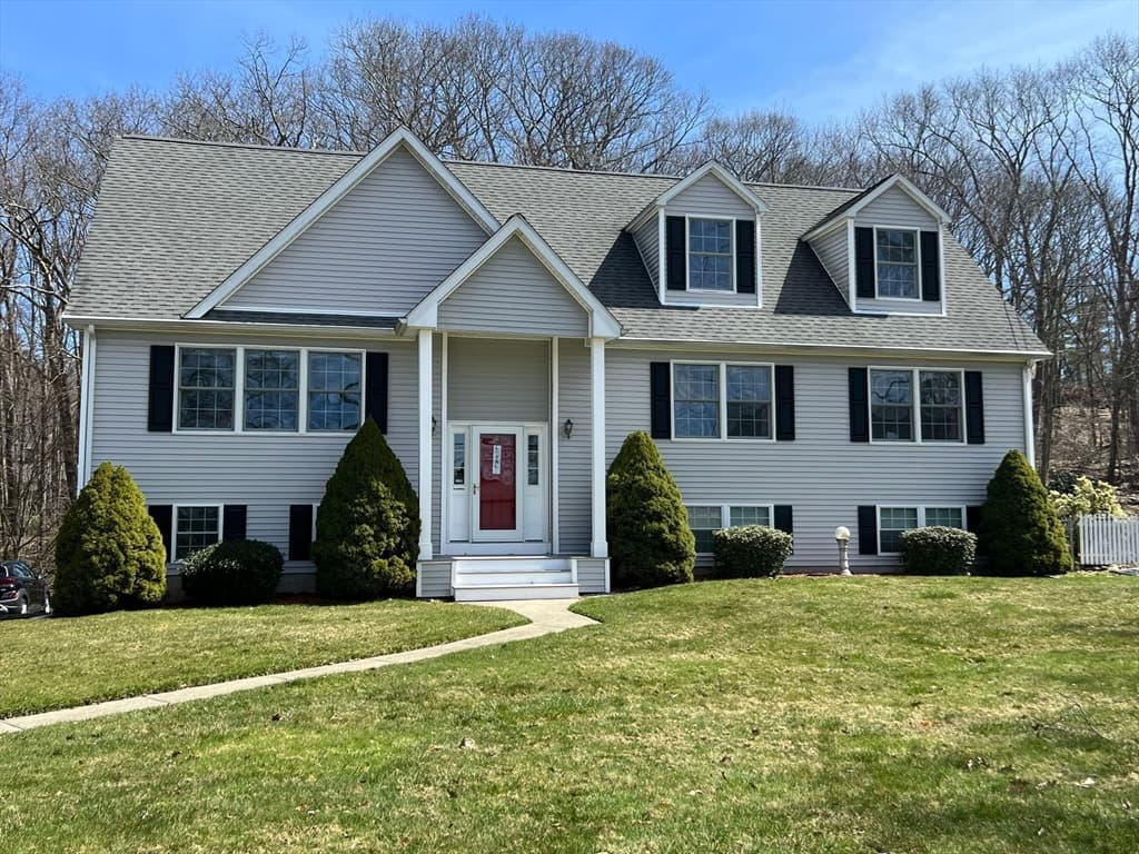22 Hall Rd photo 2
