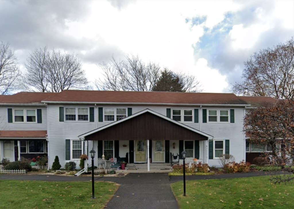 14 Keegan Ln #14