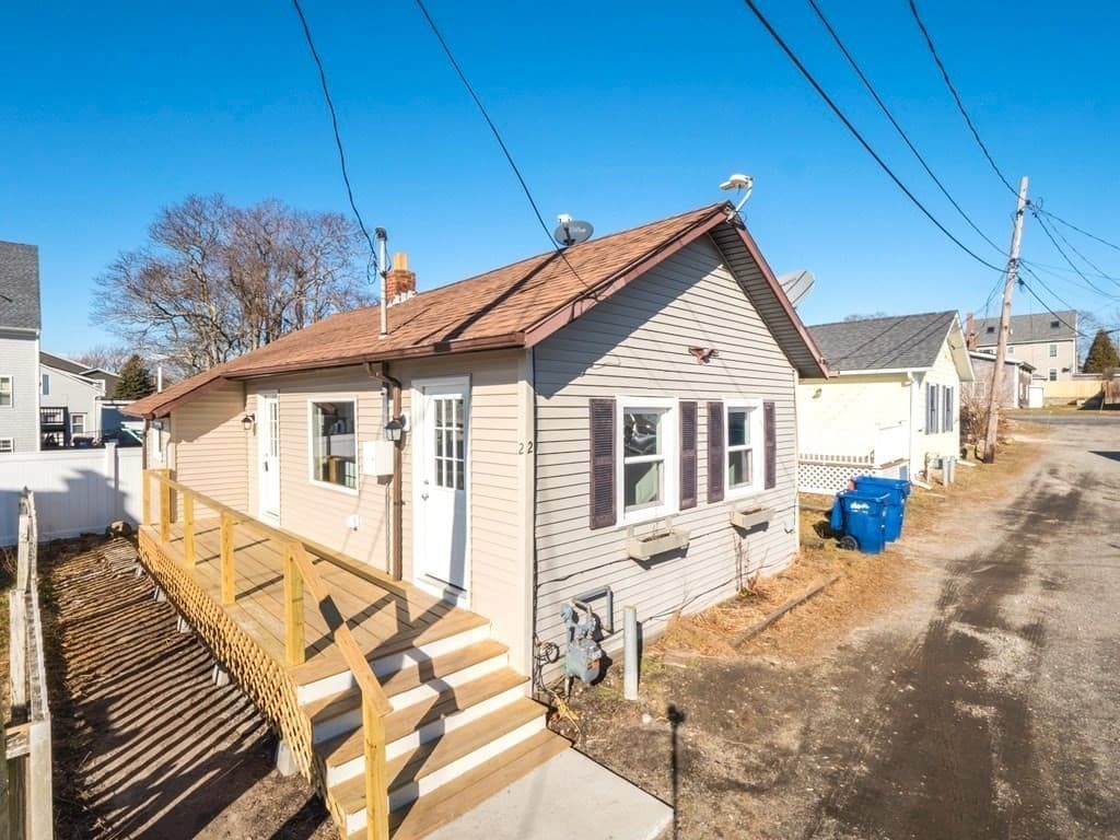 2 Chaney Ave photo 2