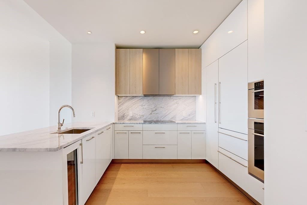 240 Devonshire Street #4305 photo 3