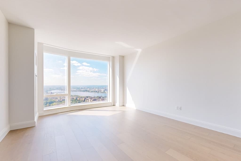 240 Devonshire Street #4305