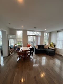 434 Mcgrath Highway #311 photo 5