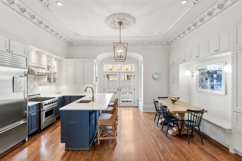 123 West Newton St #1
