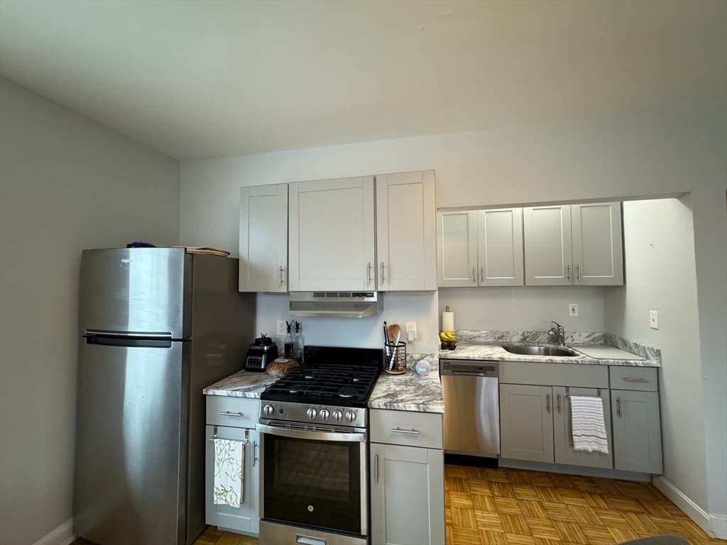 42 Dean Rd #T2 photo 4
