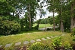 2 Whiteweed Dr photo 4
