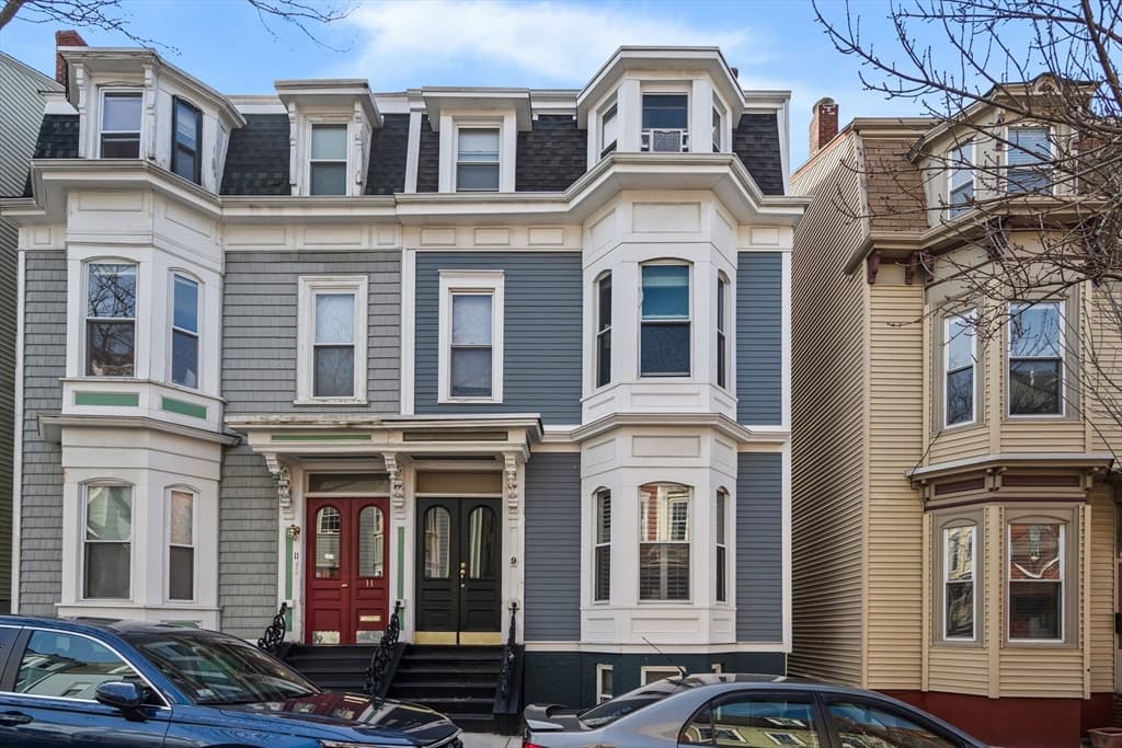 9 Gates St #1