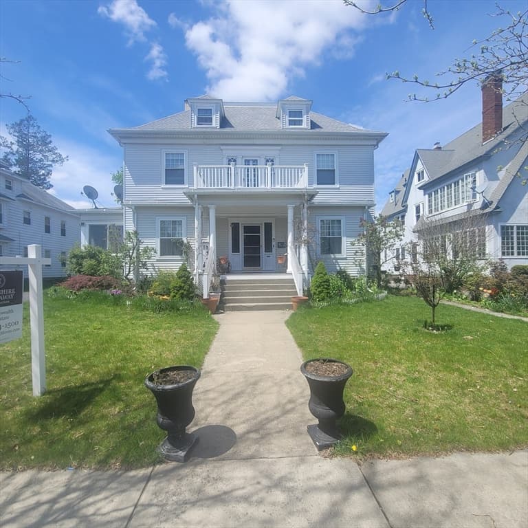 35 Somerset St