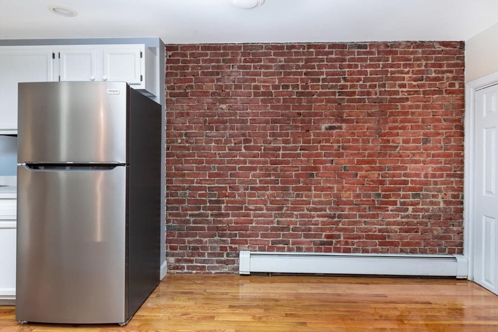 1778 Beacon St #101 photo 5