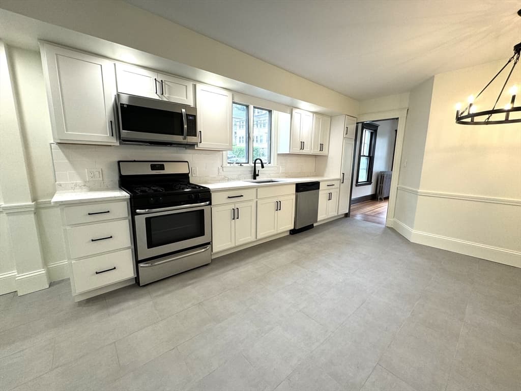 32 Bigelow St. #1 photo 3