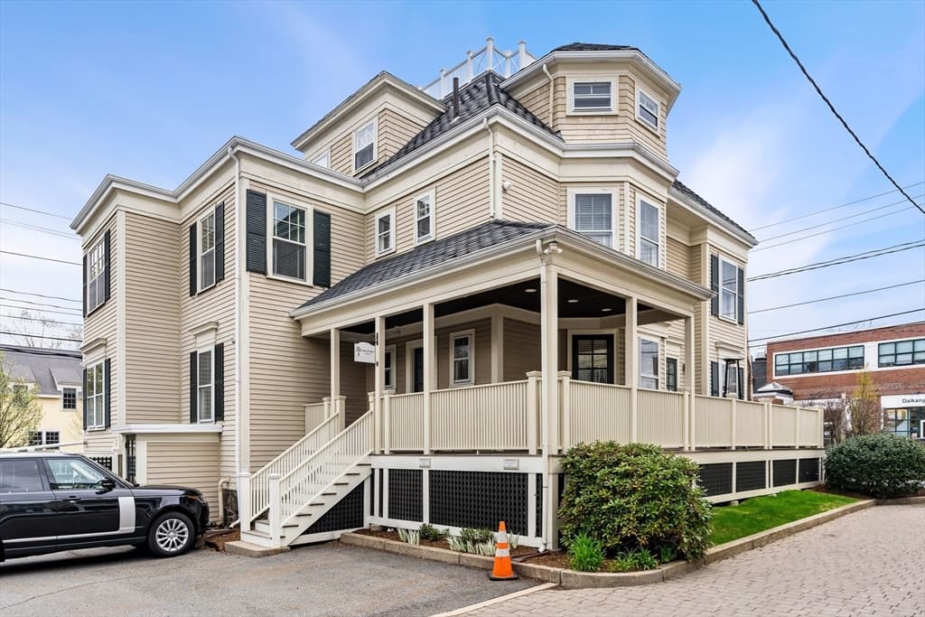 52A Waltham Street