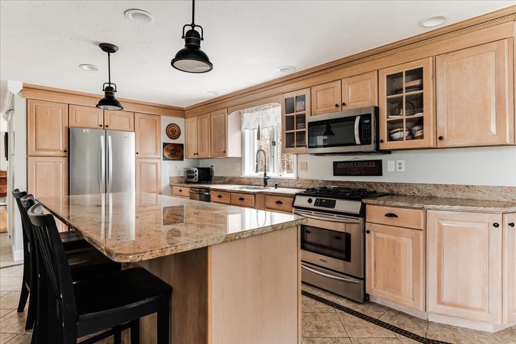 1 Gideon Way photo 5
