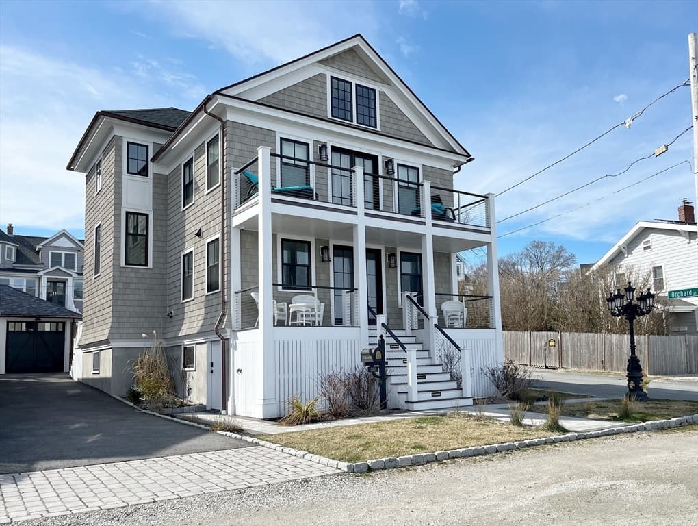 153 Bayside Rd photo 2