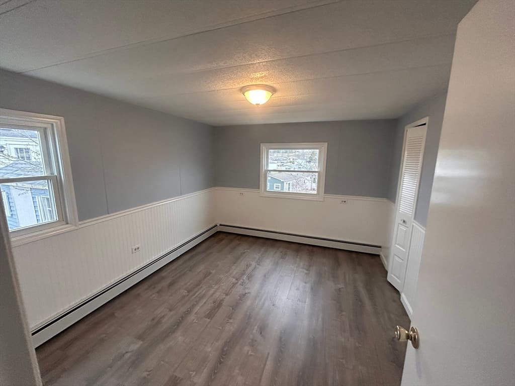 16 Lydia Drive photo 4