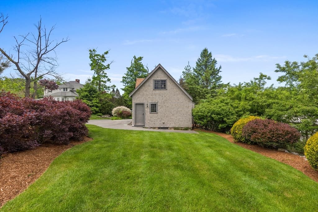 130 Atlantic Ave photo 4