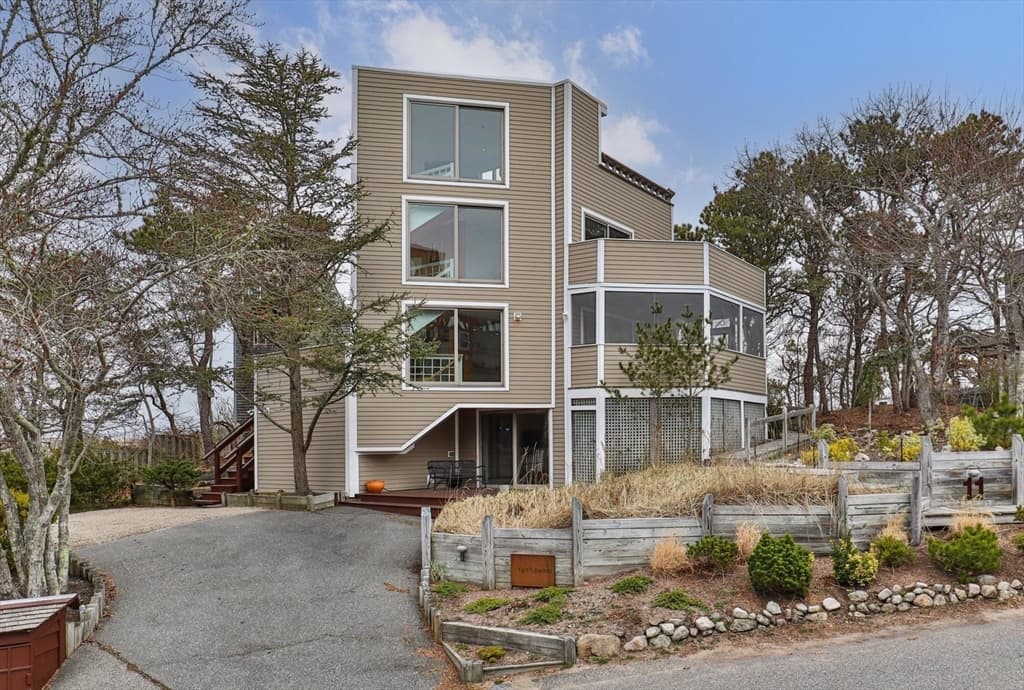 11 Thistlemore Rd