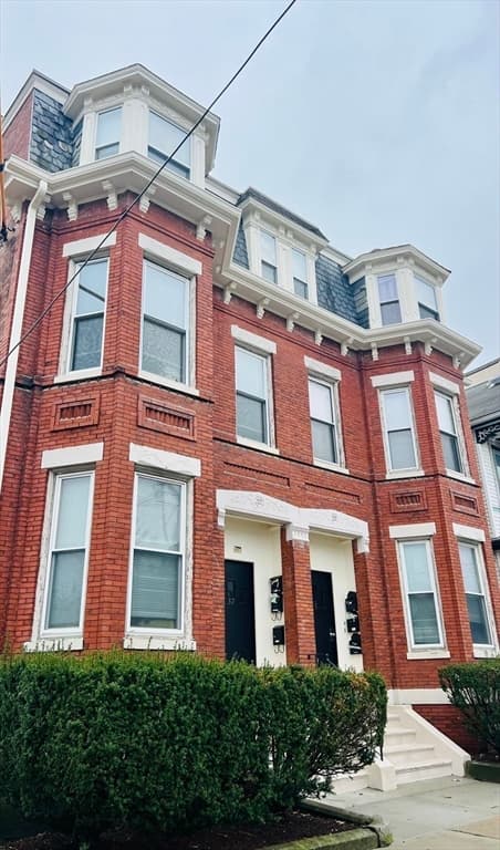 37 Clark Ave photo 2