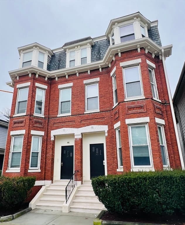 37 Clark Ave photo 3