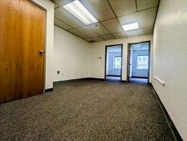 200 Lincoln St #404 photo 4