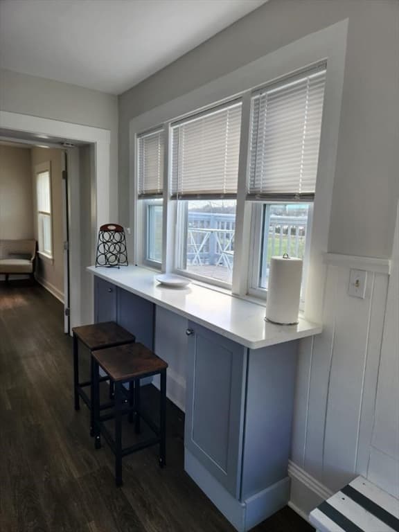5 Blaine Ave #2