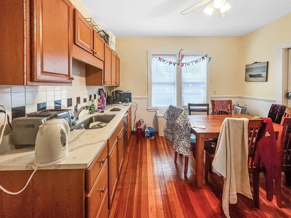 70 Line St #2 photo 3