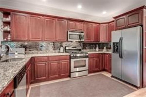 68 Waverley Avenue #1 photo 5
