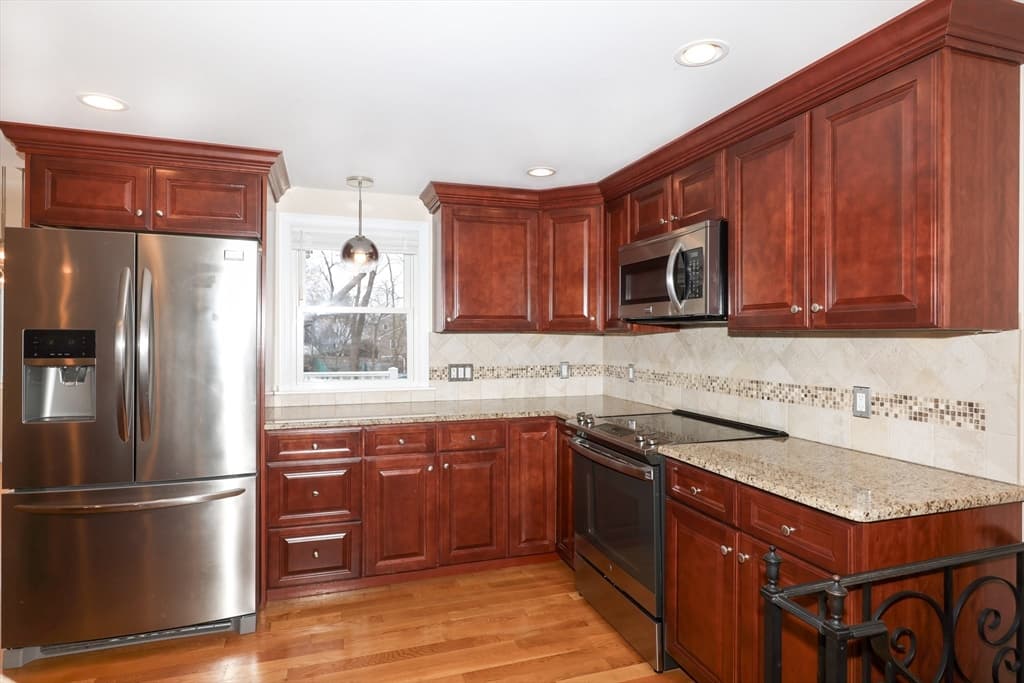 48 Graymore Rd #0 photo 5