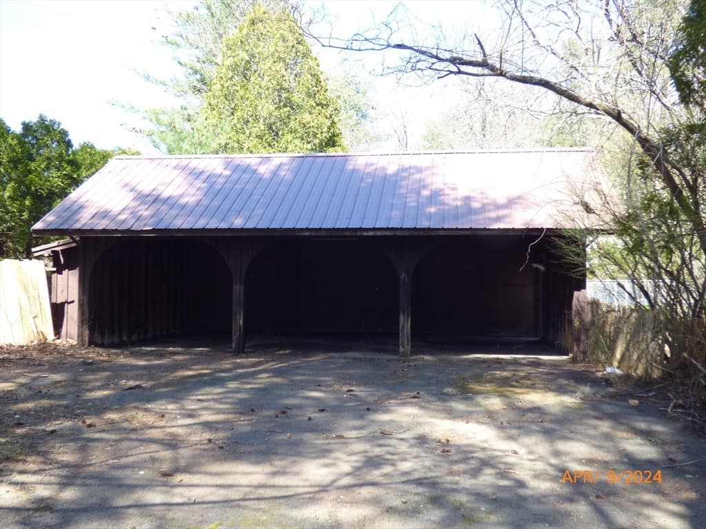 8 Cold Spring Rd photo 2