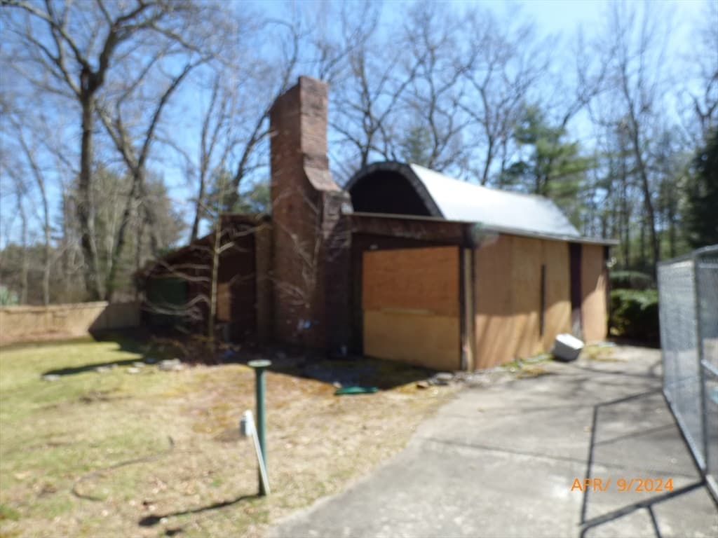 8 Cold Spring Rd photo 3