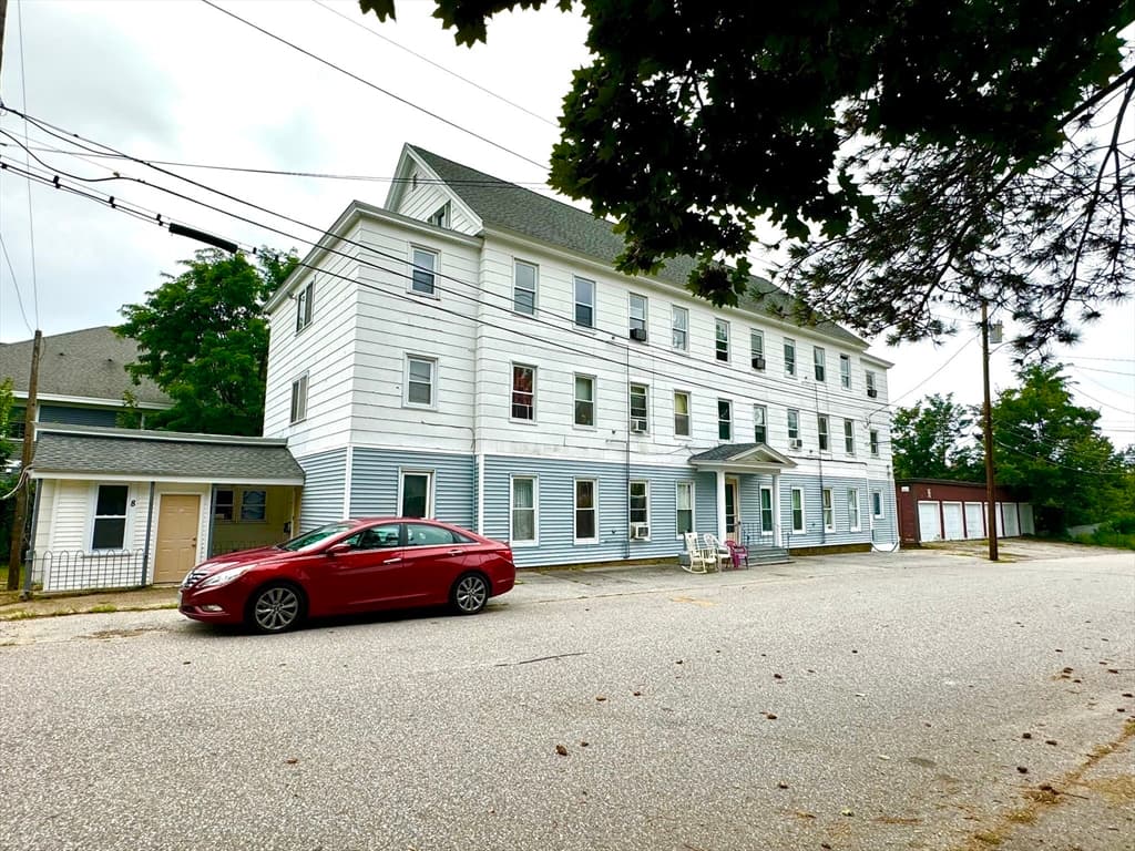 8-10 Arch St photo 2