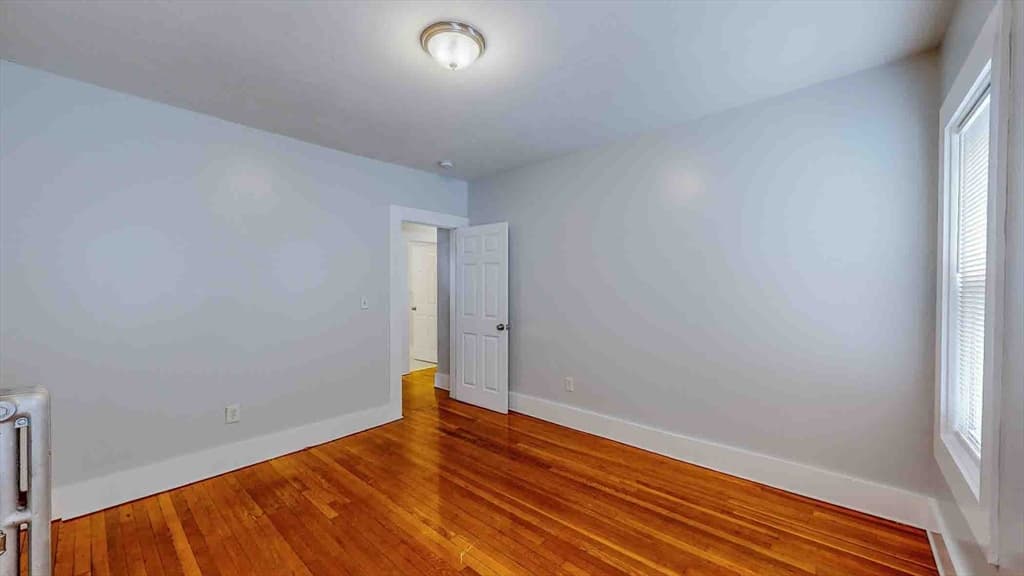 112 Pleasant St #2 photo 5
