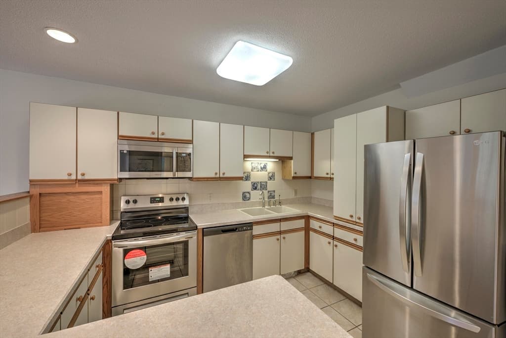 705 Fairway Village #705 photo 3