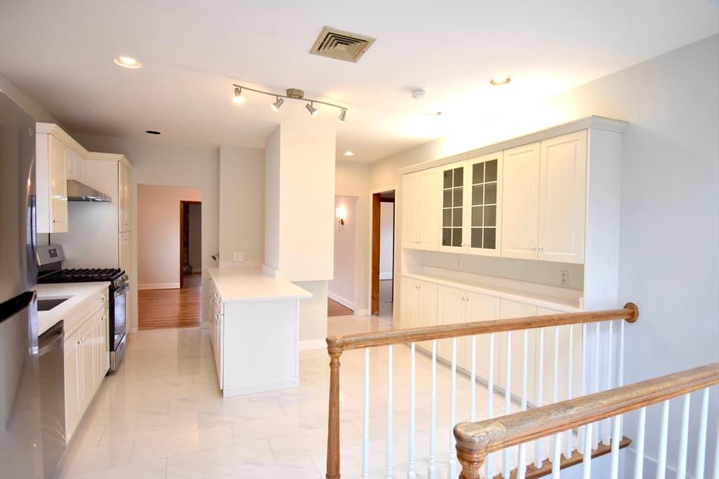 144-146 Cleveland Ave #2 photo 3