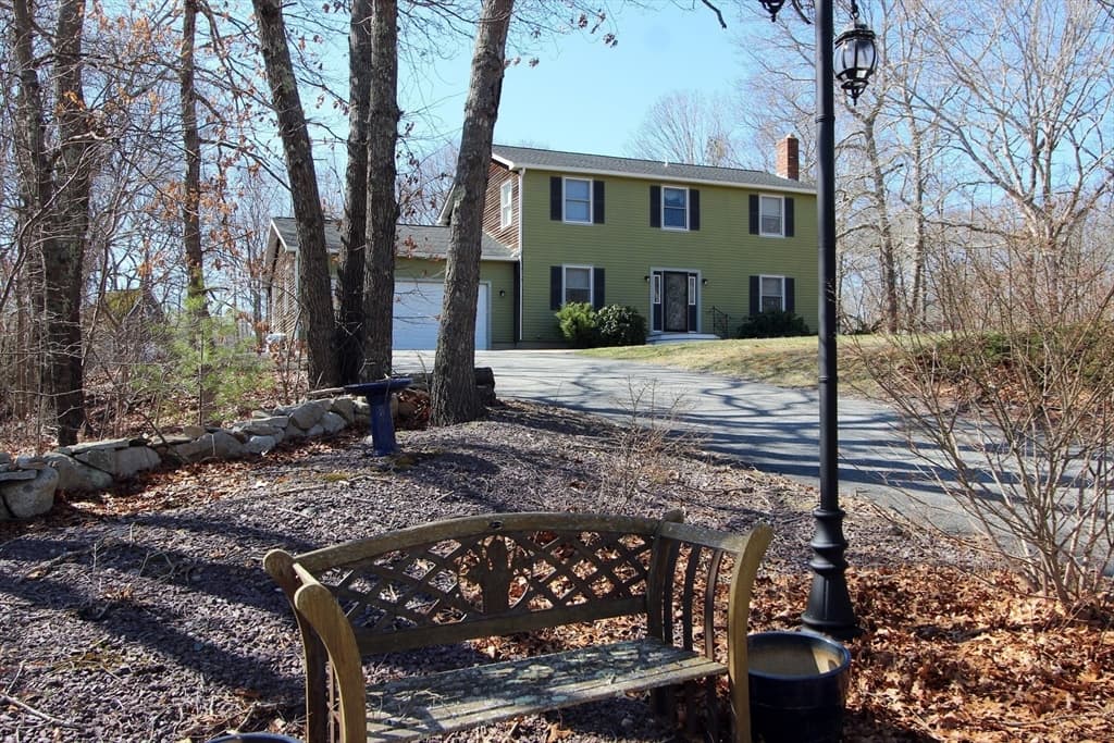 16 Billys Lane photo 3