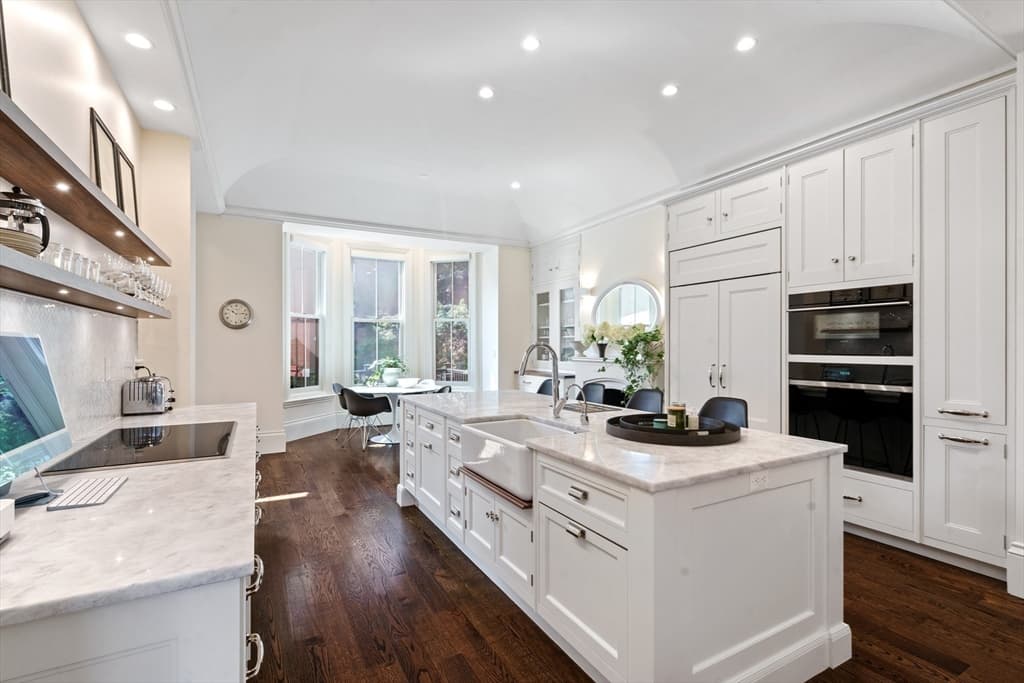 57 Monmouth Street photo 5
