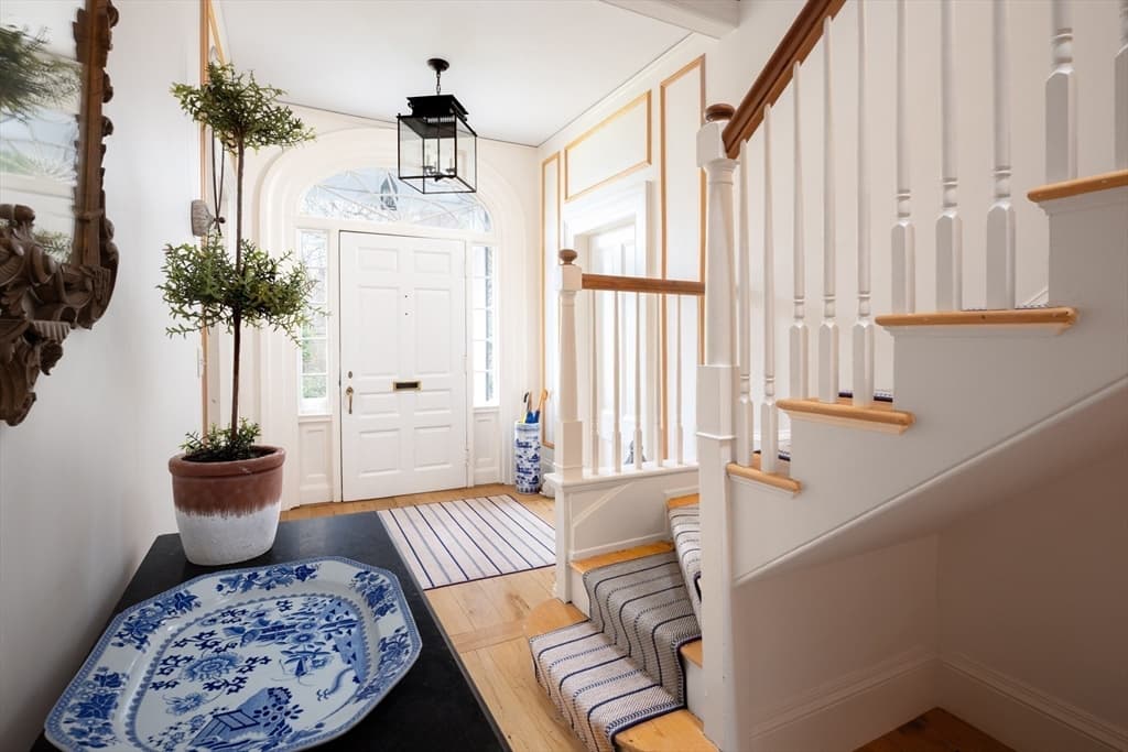 371 Walnut Street photo 4