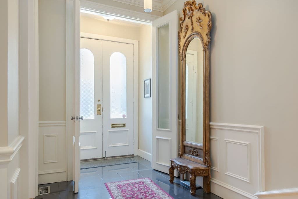 7 Rutland Square photo 2