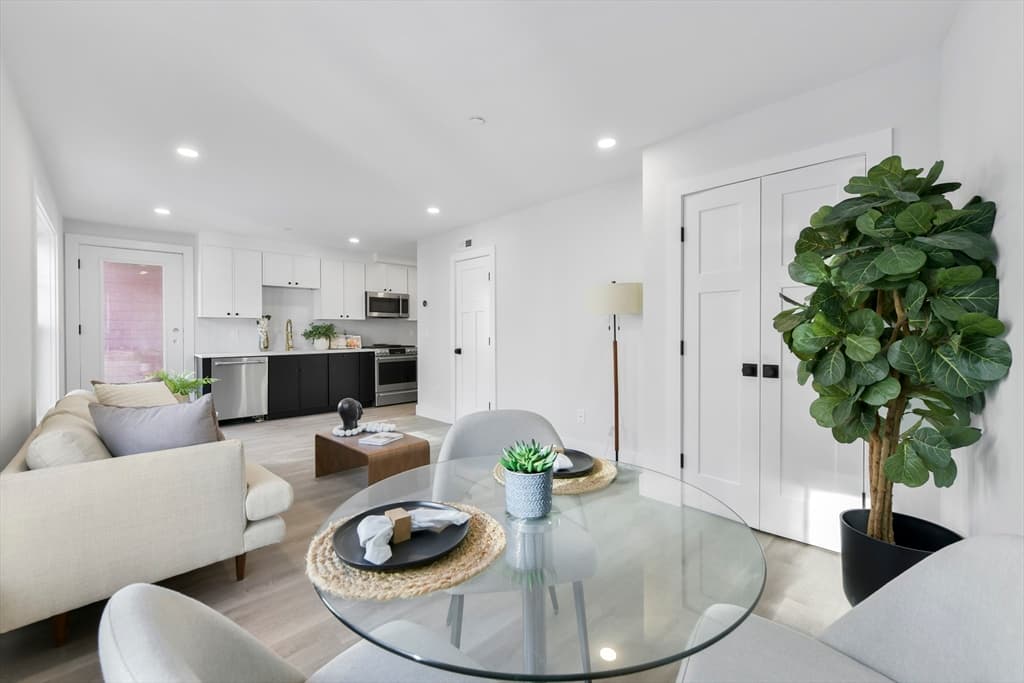 10 Geneva Street #7 photo 5