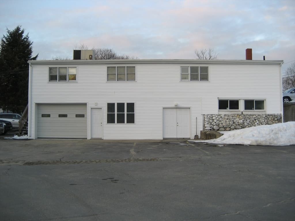 235 Summer Road