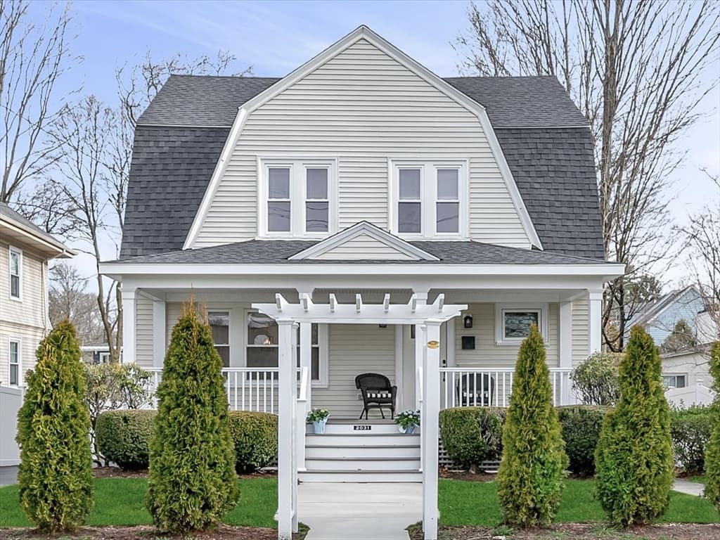2031 Commonwealth Ave.