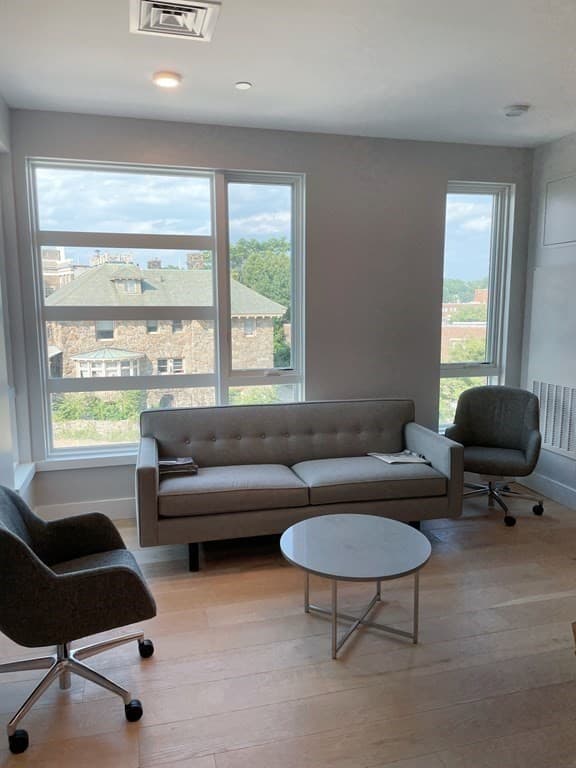 1650 Commonwealth Ave #403 photo 3