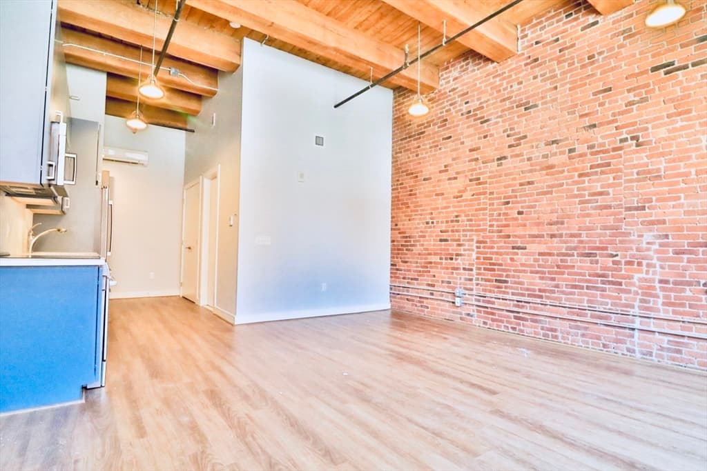 63 Melcher St #201 photo 4