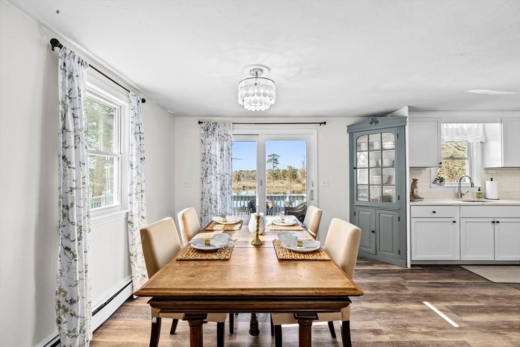 66 Mattapoisett Neck Rd
